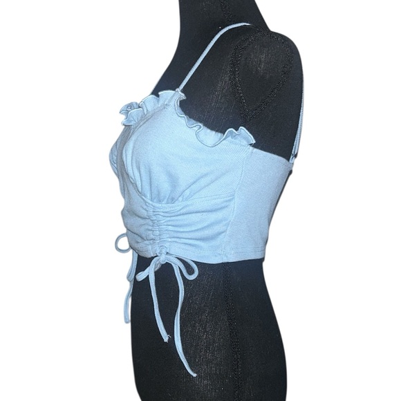 5/25$ ✨ Ruched Ribbed Crop Cami - Picture 4 of 10